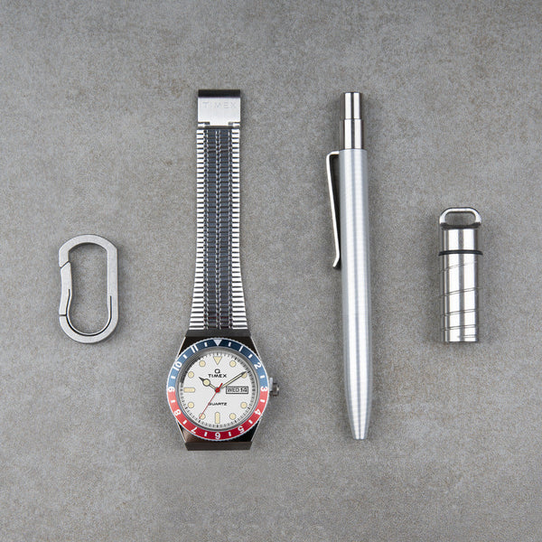 TIMEX Q クォーツ 腕時計 ホワイト/レッド/ブルー timex-q-1979-reissue-38mm-