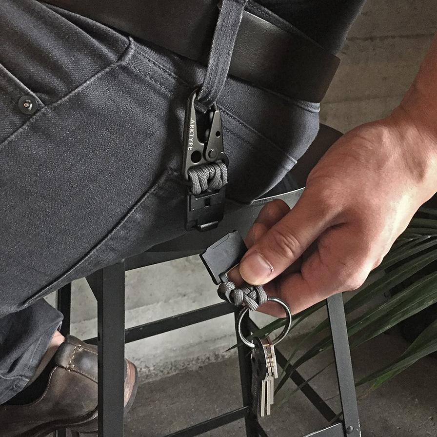 Arktype RMK Paracord QuickRelease Keychain Charcoal Gallantry